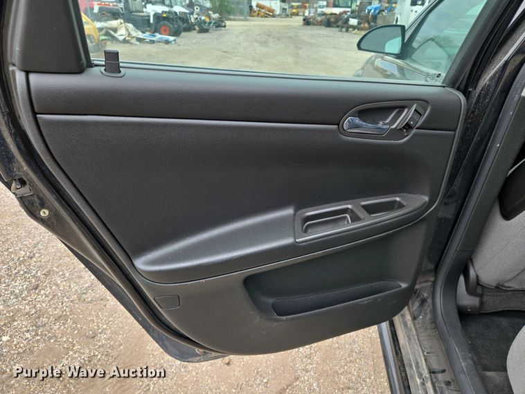 image for item EO0694 2013 Chevrolet Impala Police Cruiser  