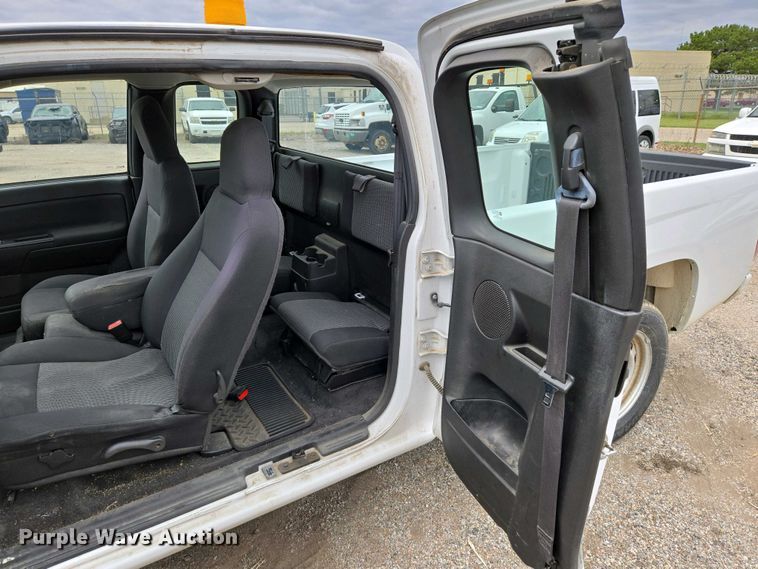 image for item EO0695 2010 Chevrolet  Colorado  Ext. Cab pickup truck