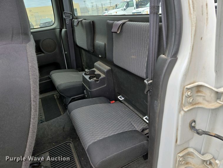 image for item EO0695 2010 Chevrolet  Colorado  Ext. Cab pickup truck