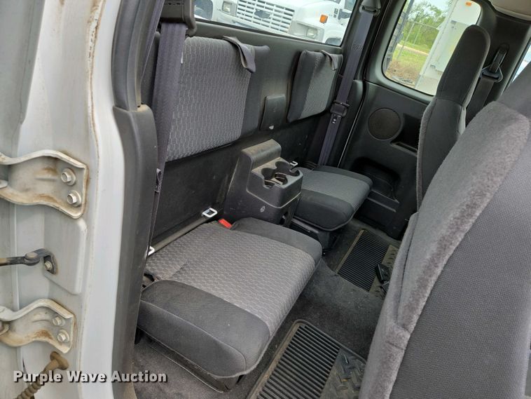 image for item EO0695 2010 Chevrolet  Colorado  Ext. Cab pickup truck