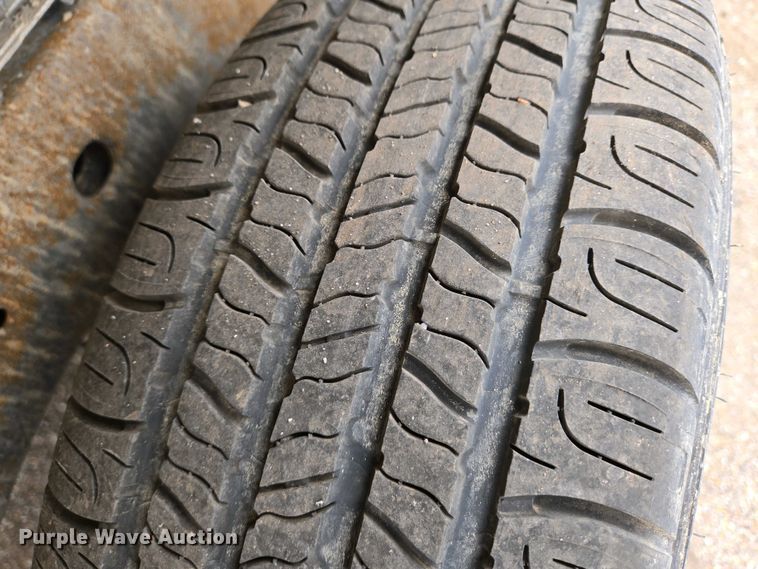 image for item EO0695 2010 Chevrolet  Colorado  Ext. Cab pickup truck