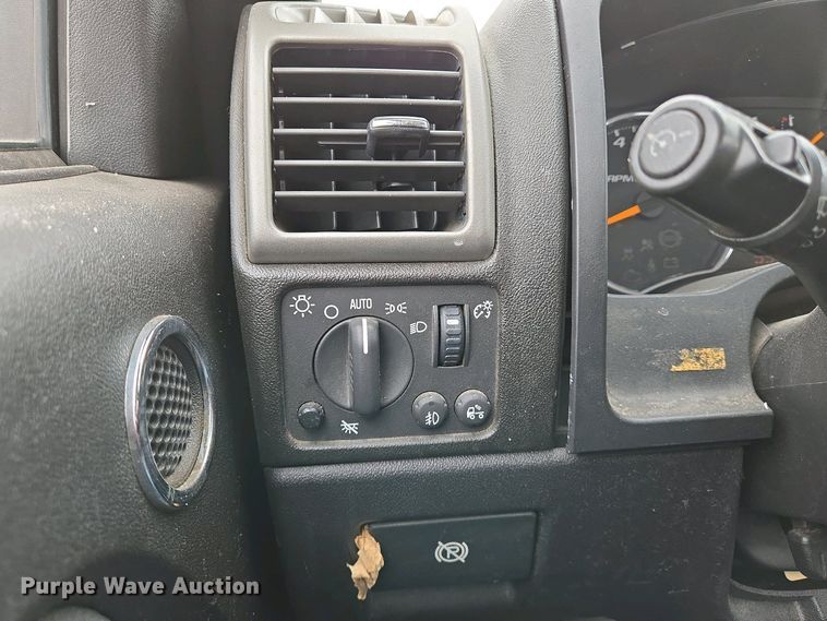 image for item EO0696 2010 Chevrolet  Colorado  Ext. Cab pickup truck