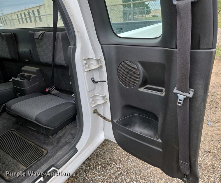 image for item EO0696 2010 Chevrolet  Colorado  Ext. Cab pickup truck