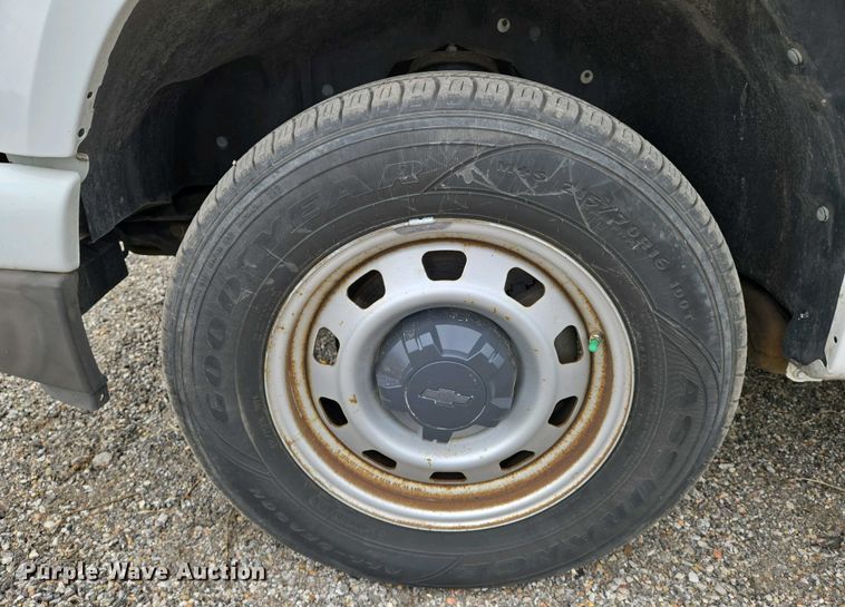 image for item EO0696 2010 Chevrolet  Colorado  Ext. Cab pickup truck