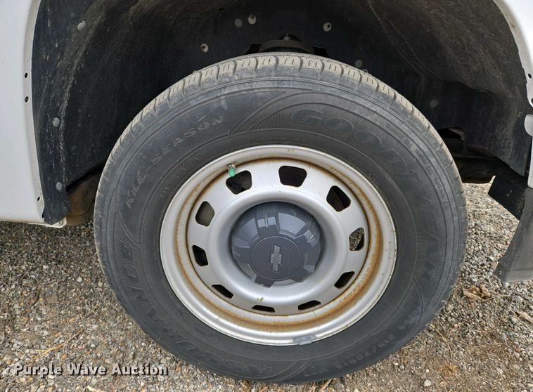 image for item EO0696 2010 Chevrolet  Colorado  Ext. Cab pickup truck