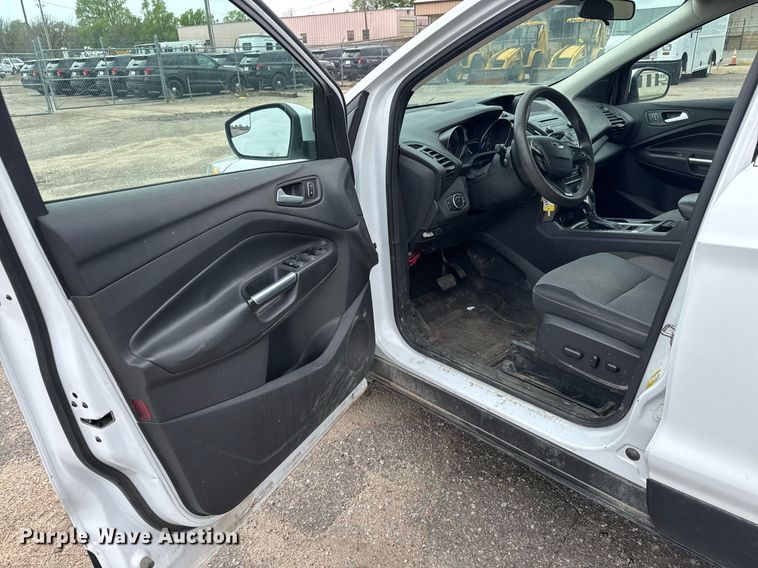 image for item EO0698 2018 Ford Escape SE  SUV