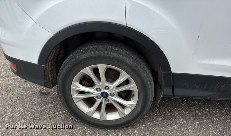 image for item EO0698 2018 Ford Escape SE  SUV