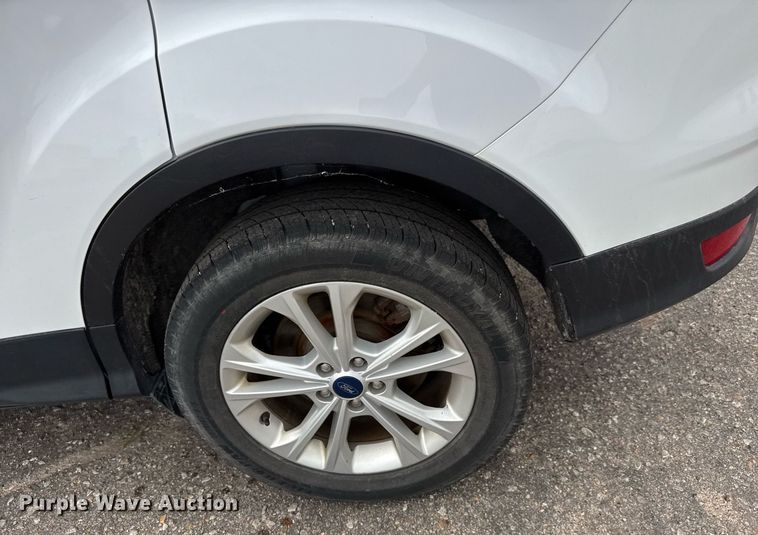 image for item EO0698 2018 Ford Escape SE  SUV