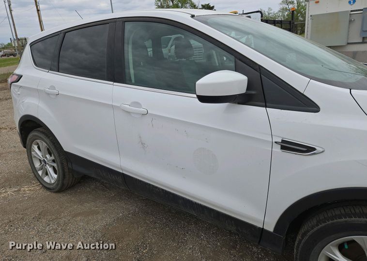 image for item EO0699 2017 Ford Escape SE  SUV