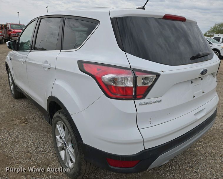 image for item EO0699 2017 Ford Escape SE  SUV