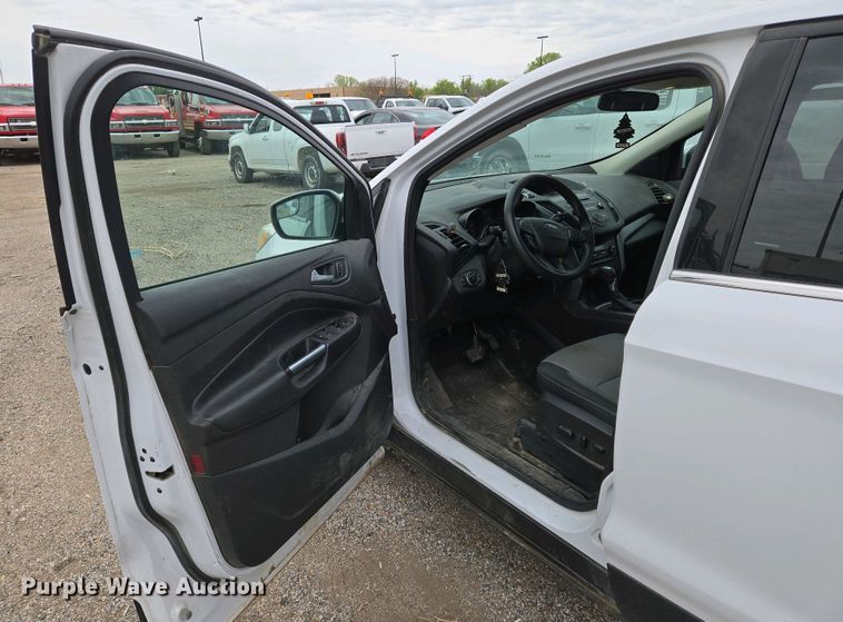 image for item EO0699 2017 Ford Escape SE  SUV