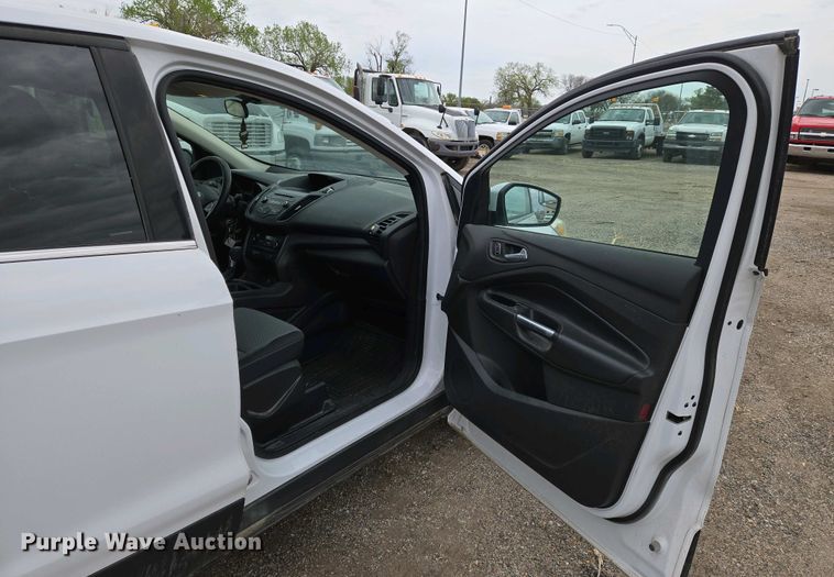 image for item EO0699 2017 Ford Escape SE  SUV