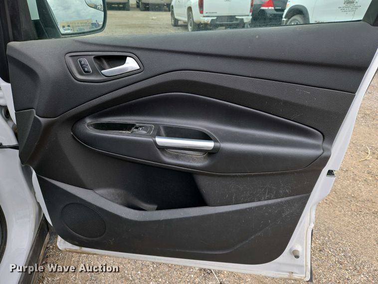 image for item EO0699 2017 Ford Escape SE  SUV