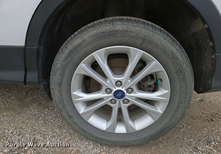 image for item EO0699 2017 Ford Escape SE  SUV