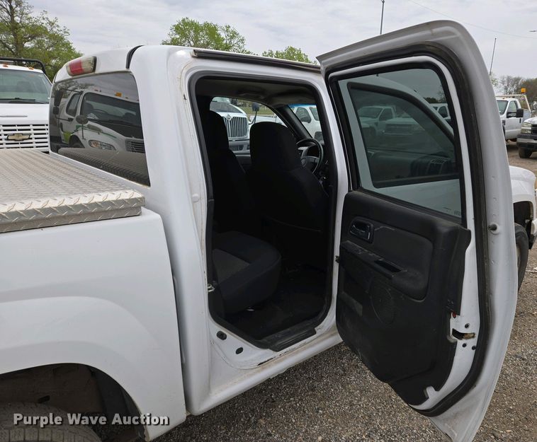 image for item EO0701 2009 Chevrolet Colorado Crew Cab pickup truck