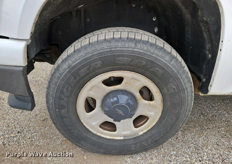 image for item EO0701 2009 Chevrolet Colorado Crew Cab pickup truck