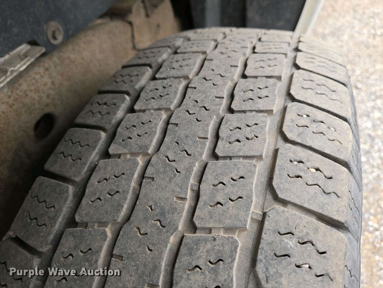 image for item EO0701 2009 Chevrolet Colorado Crew Cab pickup truck