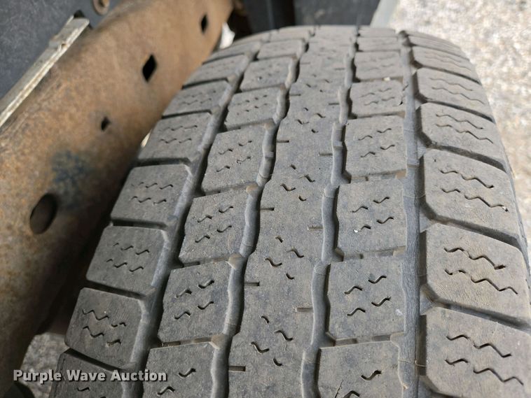 image for item EO0701 2009 Chevrolet Colorado Crew Cab pickup truck