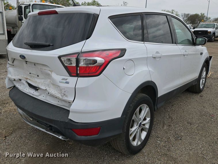 image for item EO0702 2017 Ford Escape SE SUV