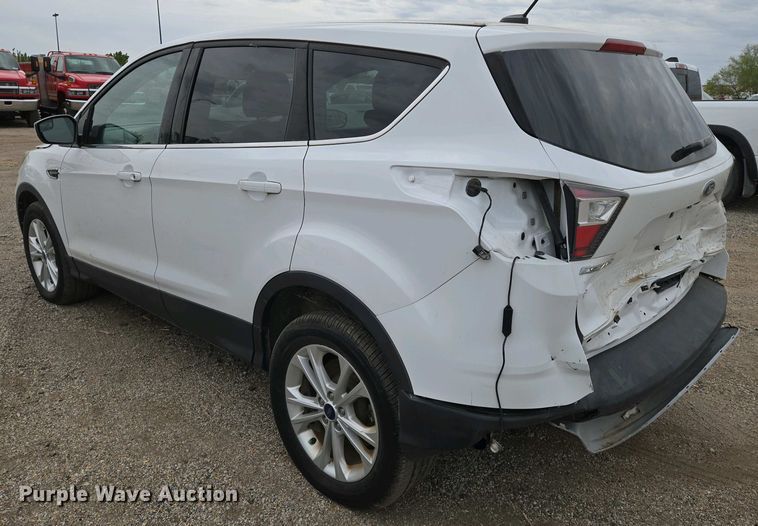 image for item EO0702 2017 Ford Escape SE SUV