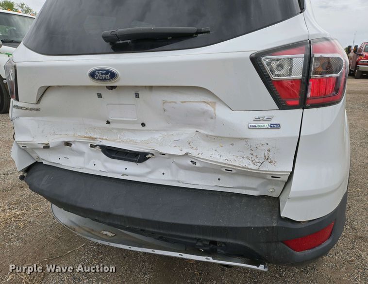 image for item EO0702 2017 Ford Escape SE SUV
