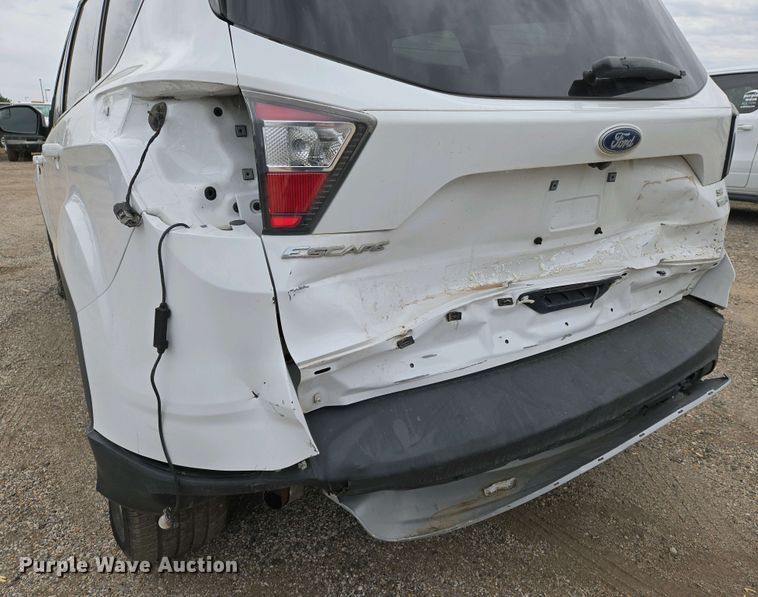 image for item EO0702 2017 Ford Escape SE SUV