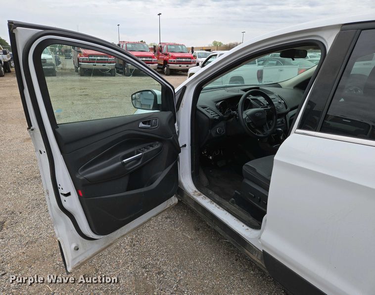 image for item EO0702 2017 Ford Escape SE SUV
