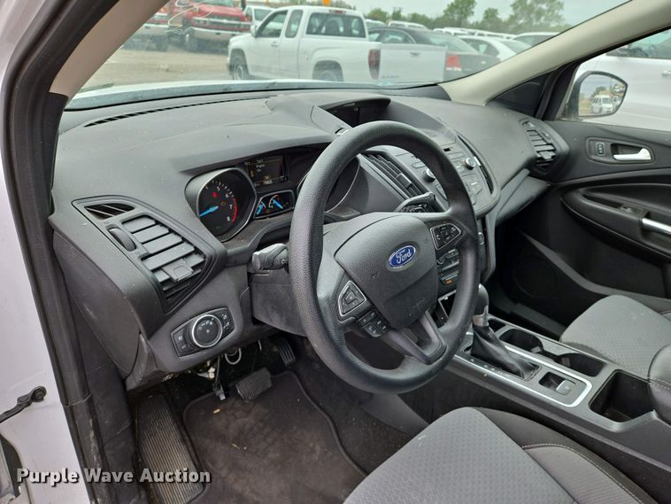 image for item EO0702 2017 Ford Escape SE SUV