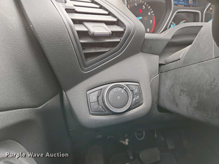 image for item EO0702 2017 Ford Escape SE SUV