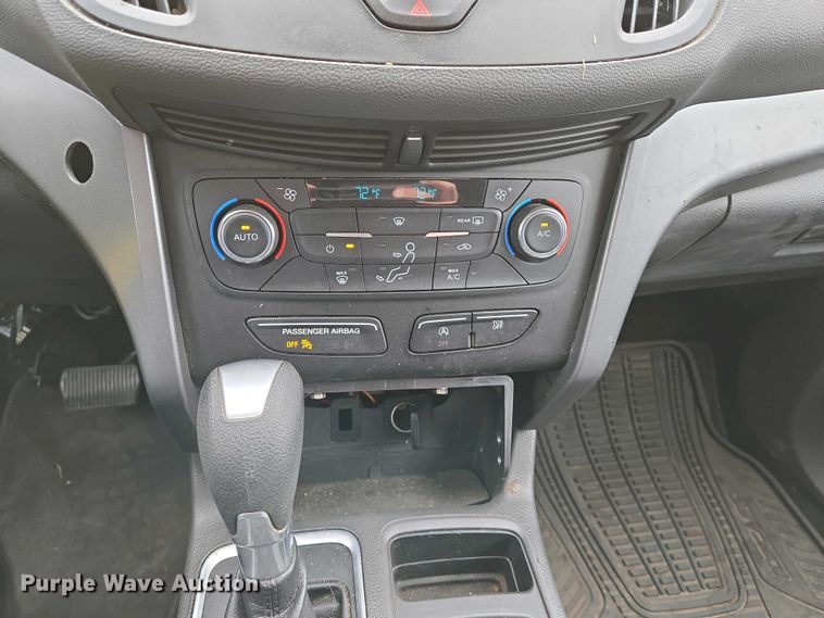 image for item EO0702 2017 Ford Escape SE SUV