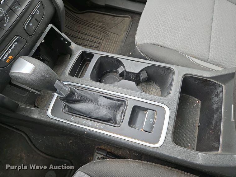 image for item EO0702 2017 Ford Escape SE SUV