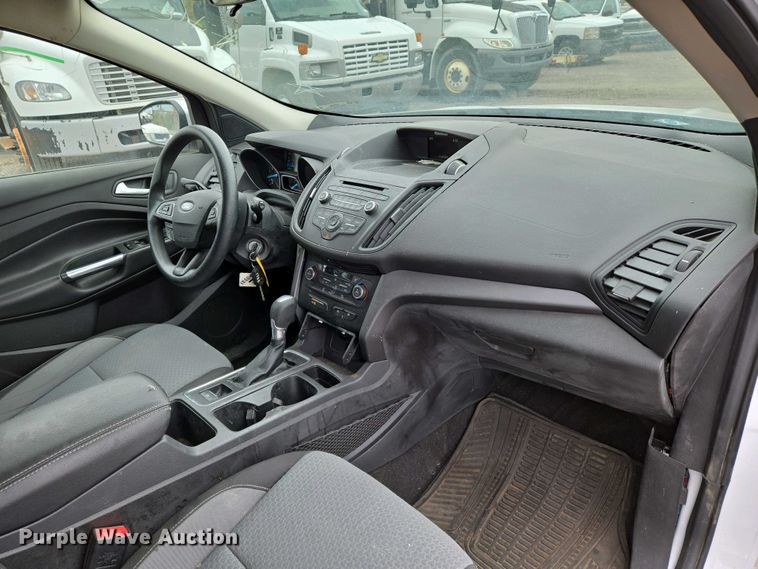 image for item EO0702 2017 Ford Escape SE SUV