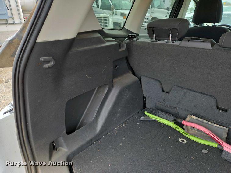 image for item EO0702 2017 Ford Escape SE SUV