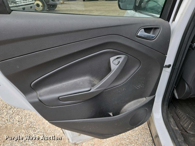 image for item EO0702 2017 Ford Escape SE SUV