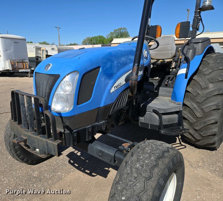 image for item EO0704 New Holland TN60A tractor