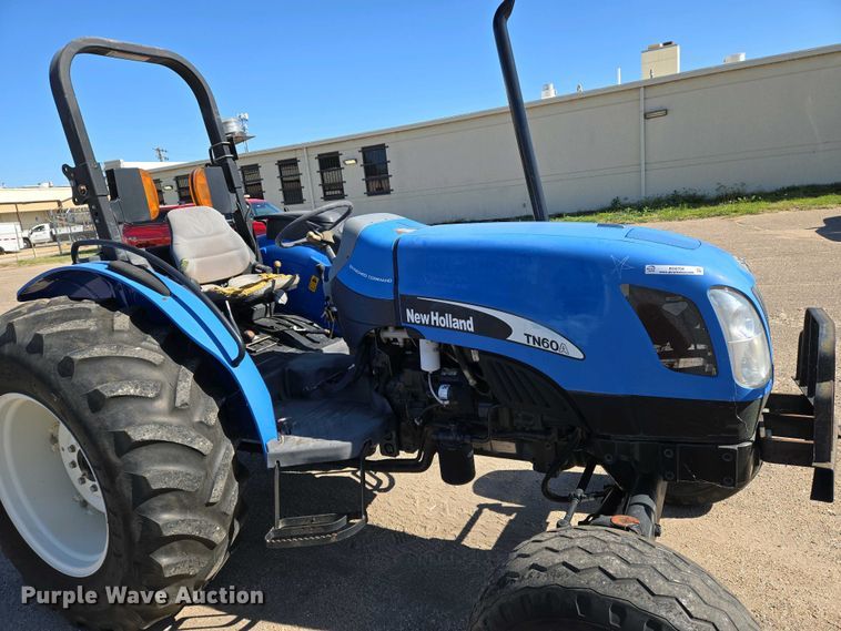 image for item EO0704 New Holland TN60A tractor