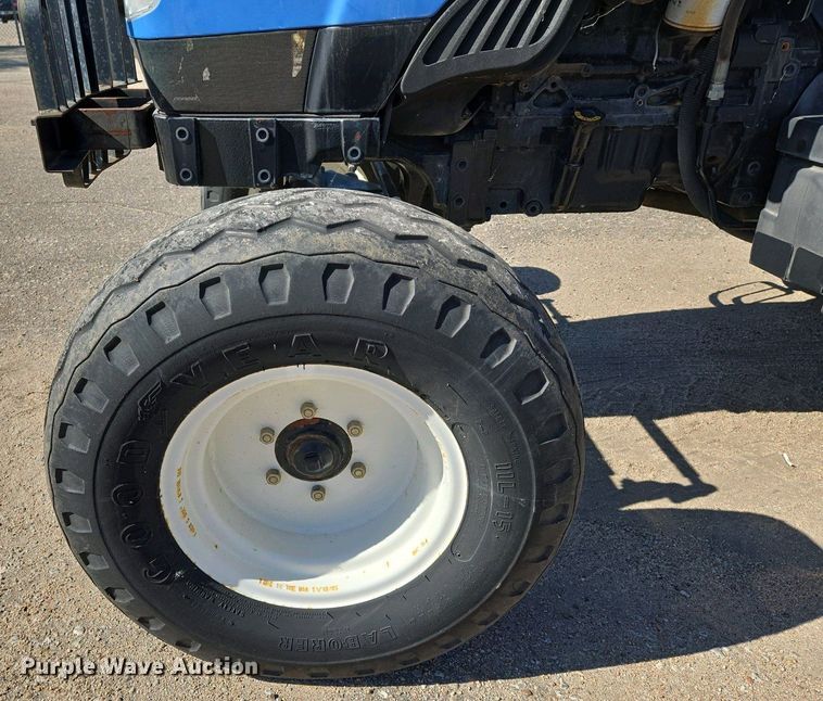 image for item EO0704 New Holland TN60A tractor
