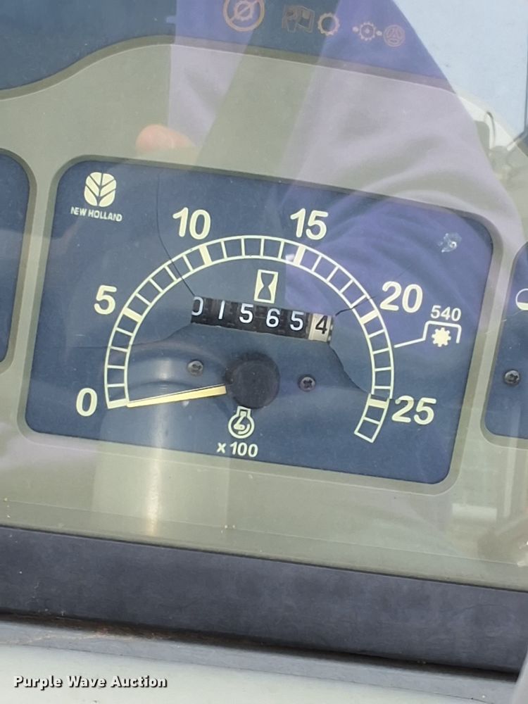 image for item EO0704 New Holland TN60A tractor