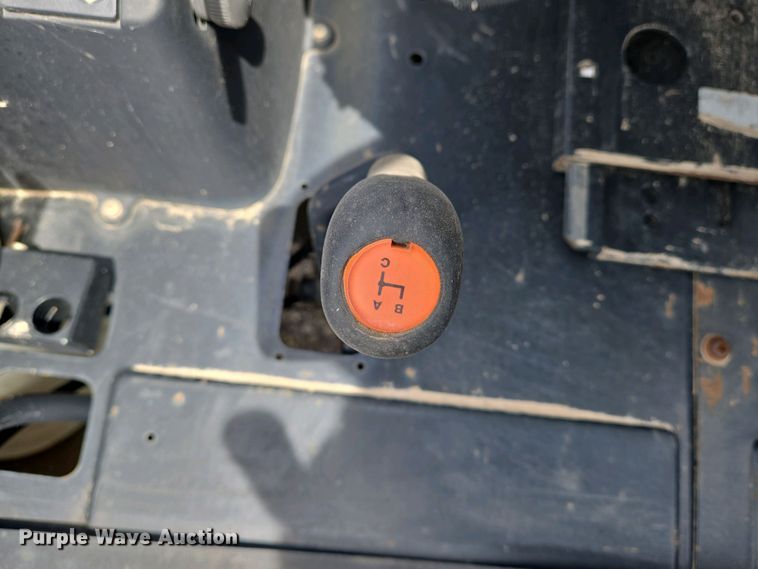 image for item EO0704 New Holland TN60A tractor