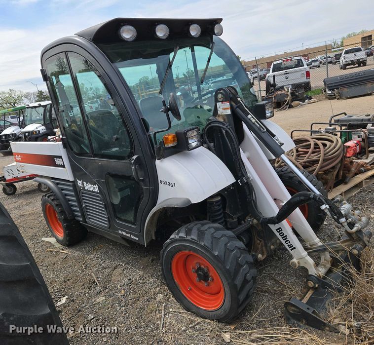 image for item EO0705 2016 Bobcat Toolcat 5600 utility vehicle