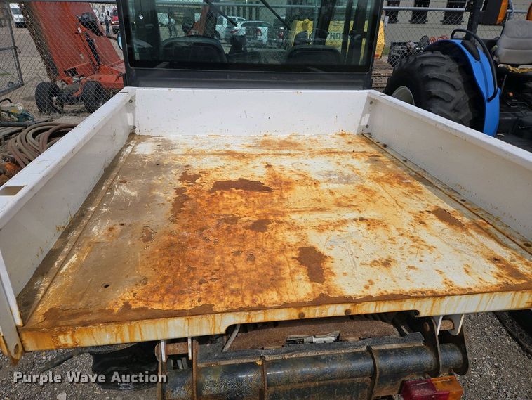 image for item EO0705 2016 Bobcat Toolcat 5600 utility vehicle