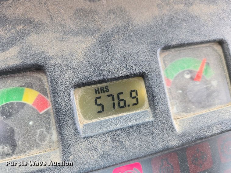 image for item EO0705 2016 Bobcat Toolcat 5600 utility vehicle