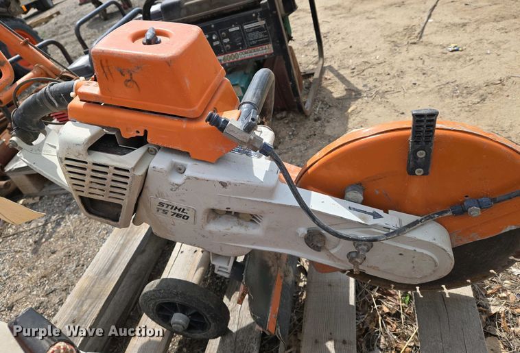 image for item EO0708 Concrete equipment