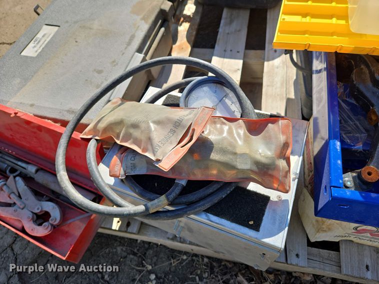 image for item EO0709 Tools