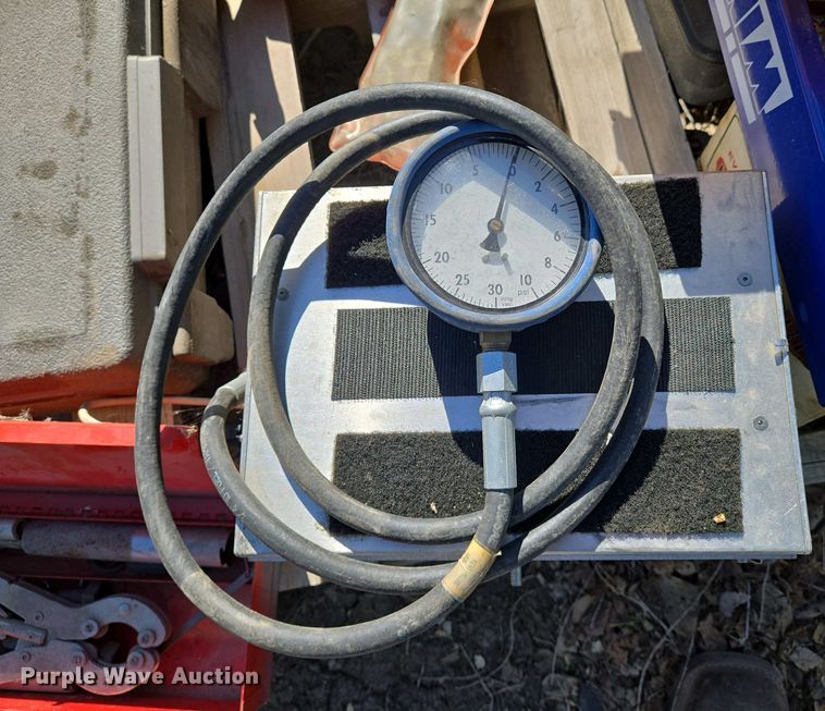 image for item EO0709 Tools