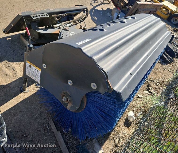 image for item EO0711 Bobcat skid steer broom