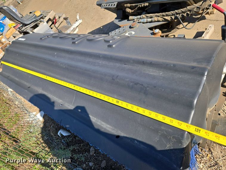 image for item EO0711 Bobcat skid steer broom