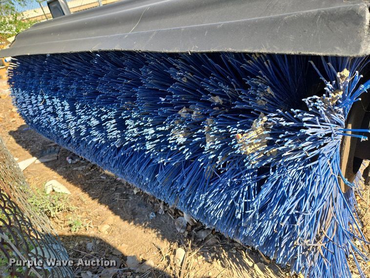 image for item EO0711 Bobcat skid steer broom