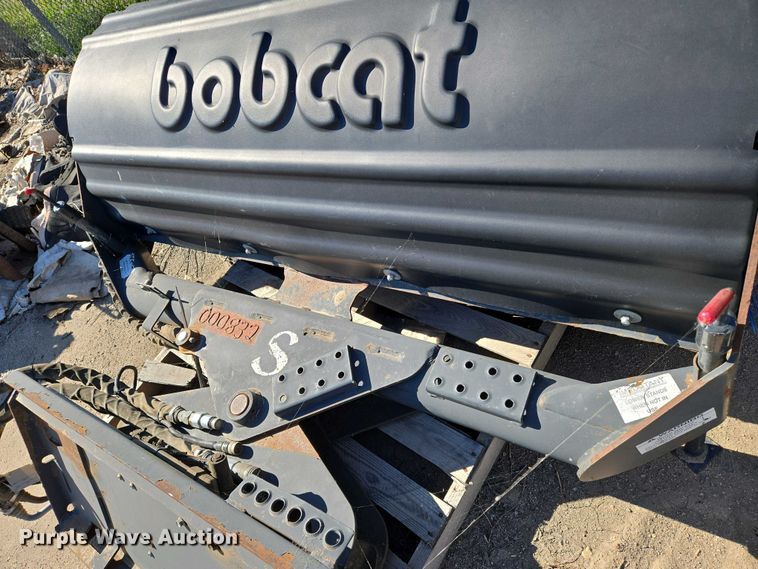 image for item EO0711 Bobcat skid steer broom