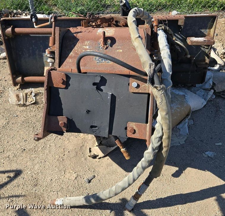 image for item EO0712 Melroe Bobcat  skid steer asphalt planer